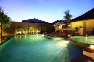 hotel di tanah lot terbaik murah