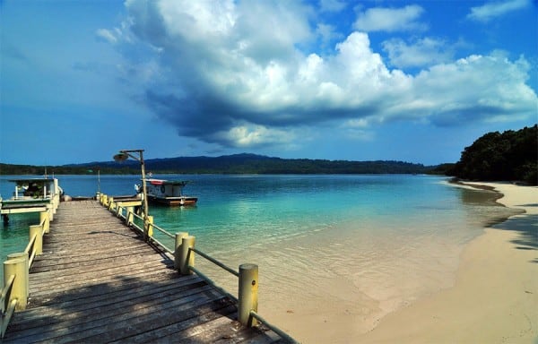 Kepulauan Indah Handeuleum di Taman Nasional Ujung Kulon